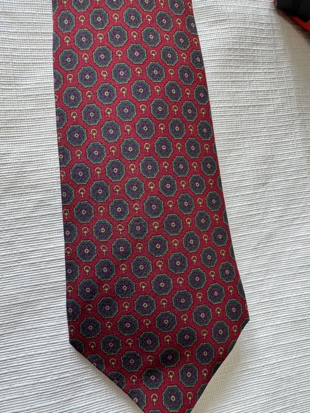 4/25 Gherardini Silk Tie Men's Burgundy Medallion Tie Elegant Patterned Necktie